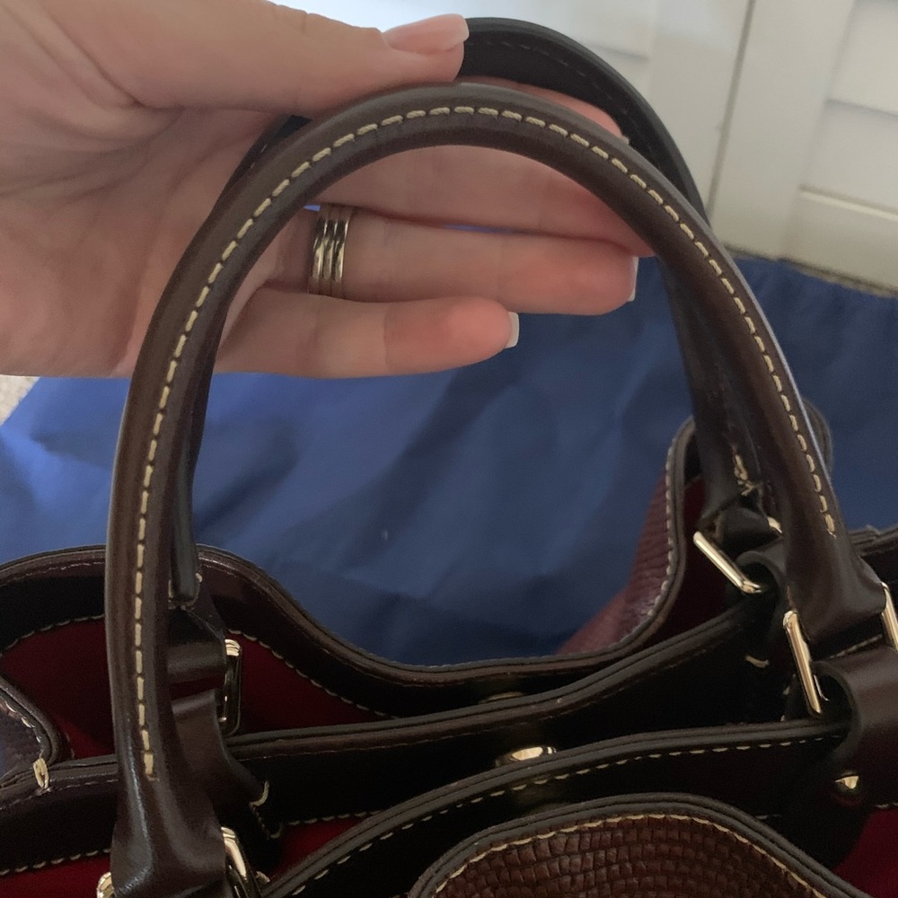 Dooney & Bourke large Barlow embossed tote - Picture 6 of 12